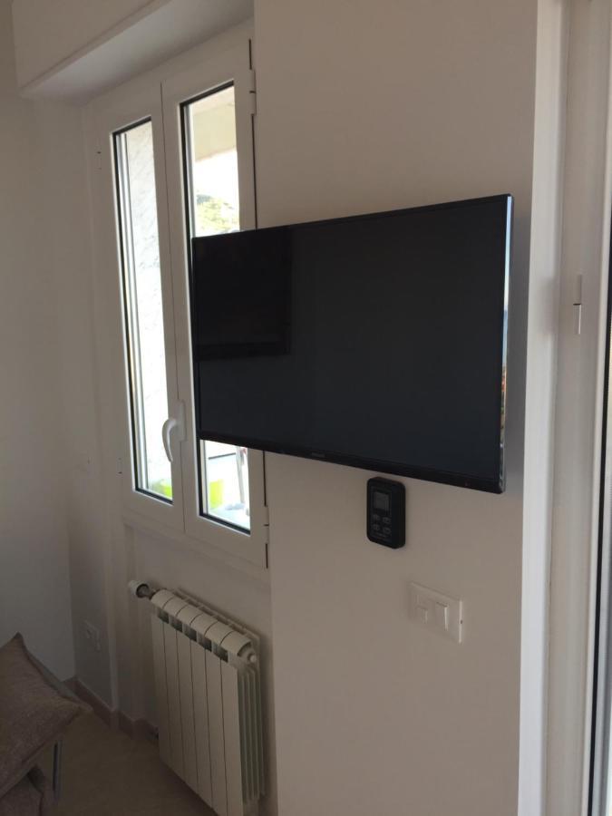 Attico Tacito Apartment Ventimiglia Bagian luar foto