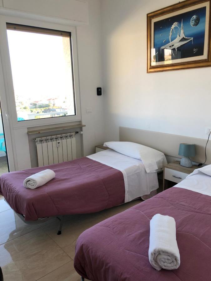 Attico Tacito Apartment Ventimiglia Bagian luar foto