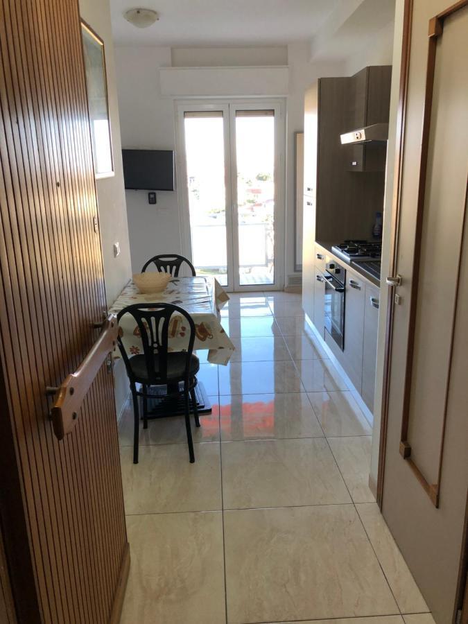 Attico Tacito Apartment Ventimiglia Bagian luar foto