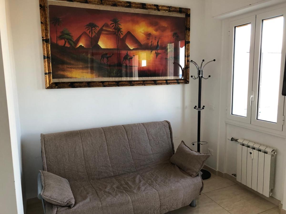 Attico Tacito Apartment Ventimiglia Bagian luar foto